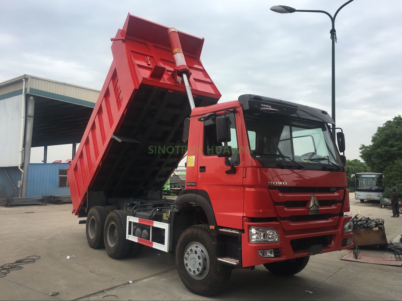Sinotruck HOWO 6X4 Front tipping Dump Truck