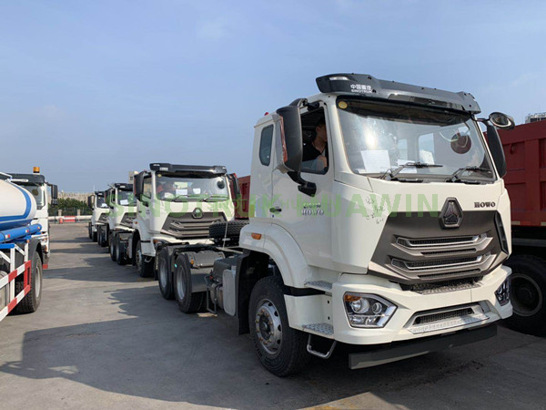 SINOTRUK HOWO E7G 6x4 Tractor Truck for Africa